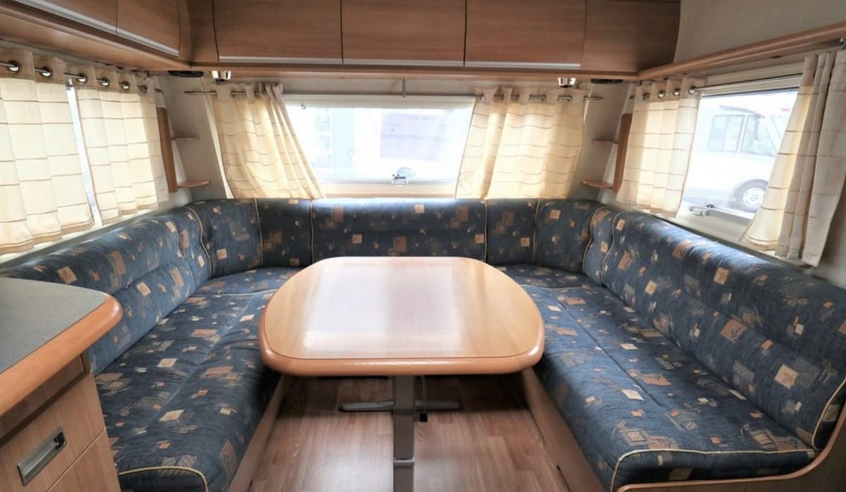 Magisk lampa och husvagnsbyte.